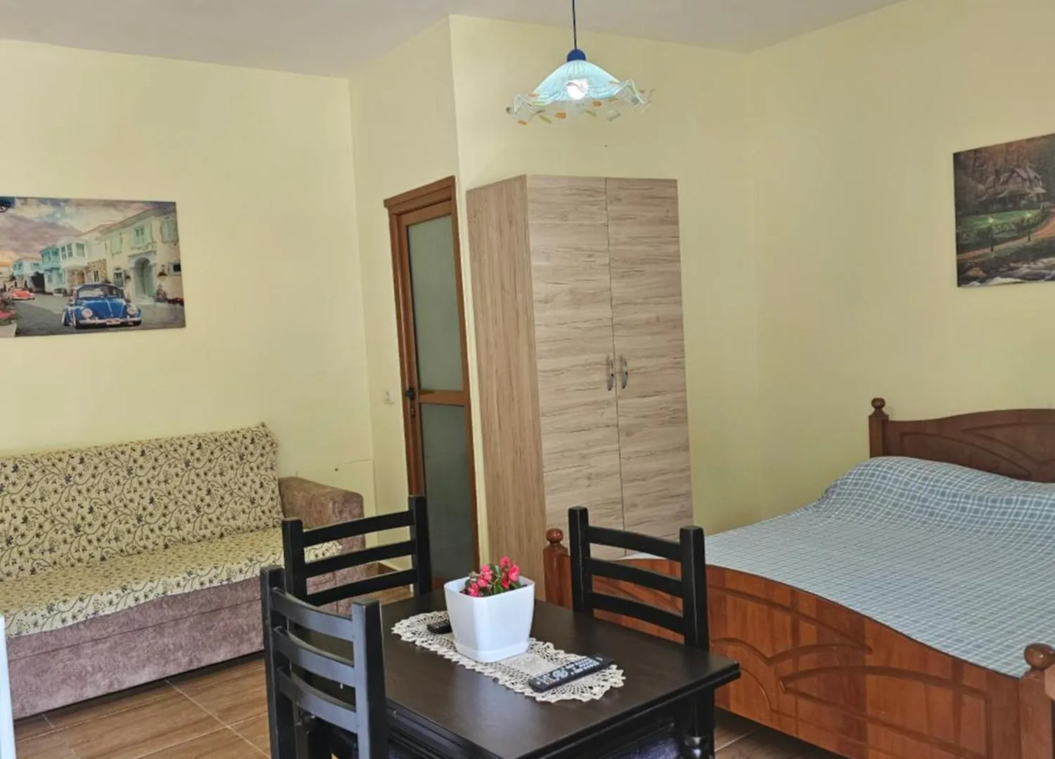 Mesaiz Apartment Vlore