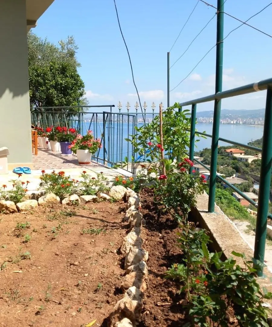Mesaiz Apartment Vlore