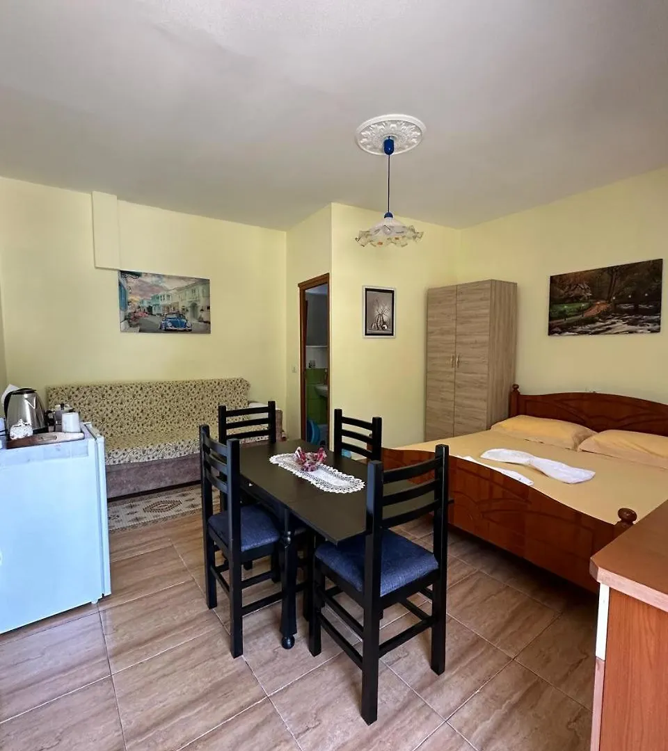 Mesaiz Apartment Vlore Albania